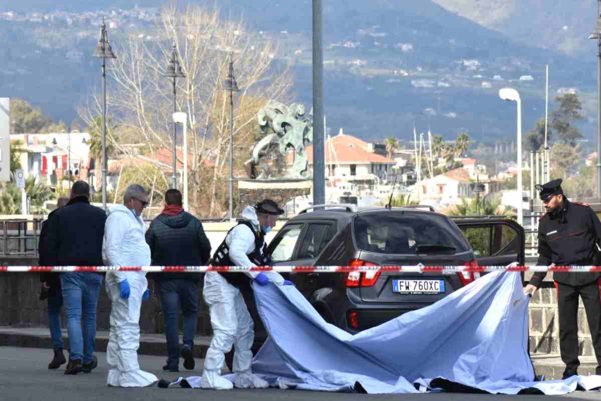 killer uccide due donne e poi si suicida