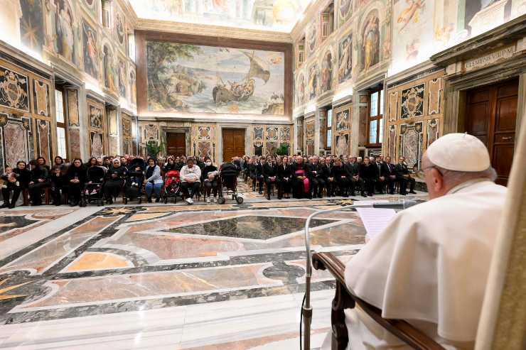 Papa Francesco prende una decisione inaspettata