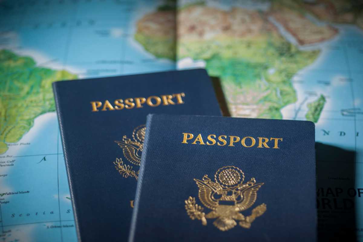 Si può fare un passaporto in un'agenzia di viaggi?