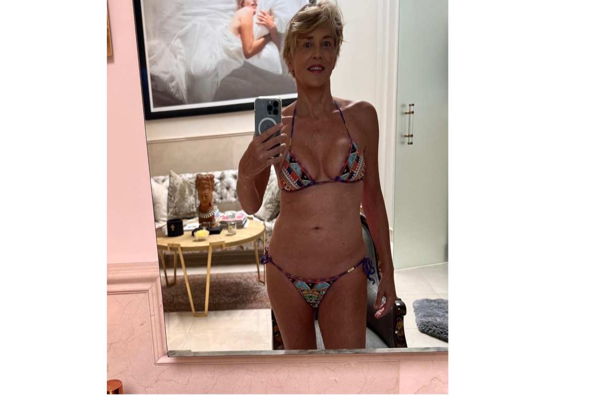 Sharon Stone, bikini